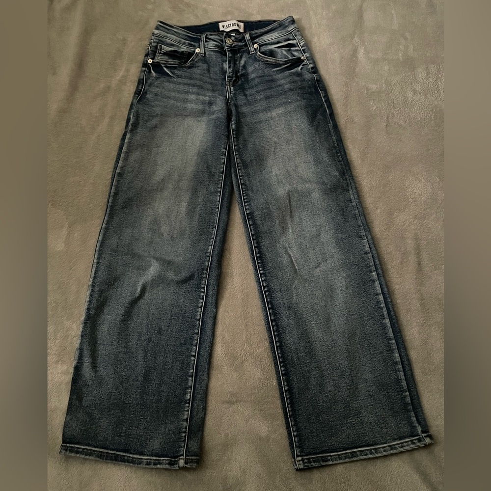 Mossimo Women’s Straight Leg Jeans - Dark Wash Blue